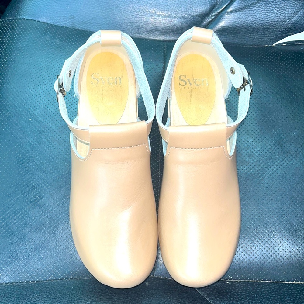 Sven Original Halter Top Clogs - Peep Toe